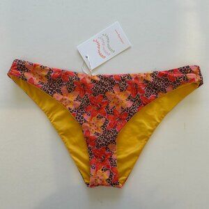 Dippin’ Daisy’s Nocturnal bottom